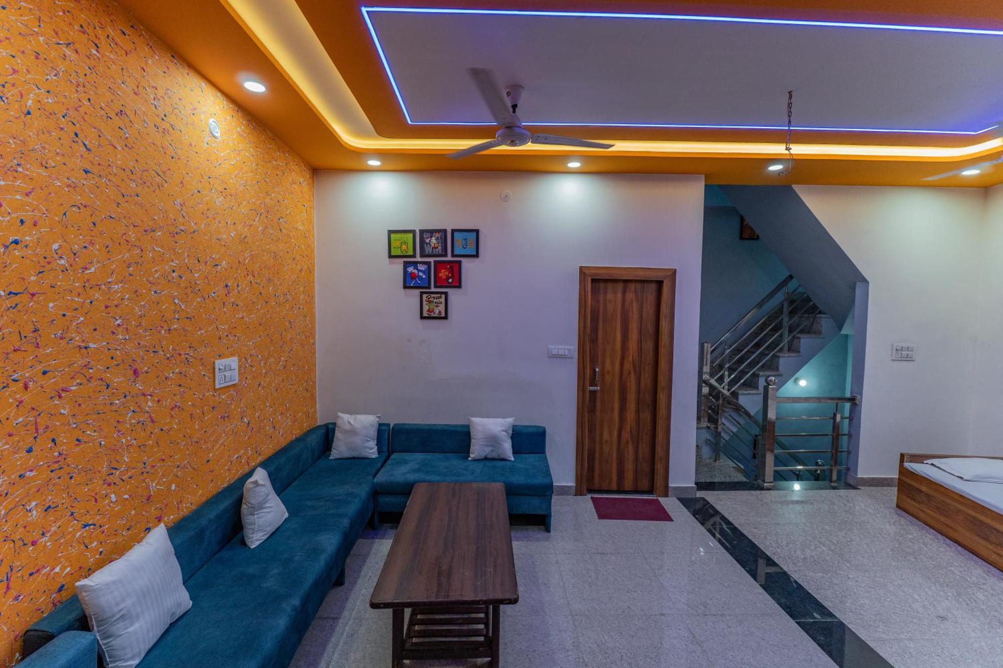 Big Brother Hostel Hotel Agra  Exterior photo